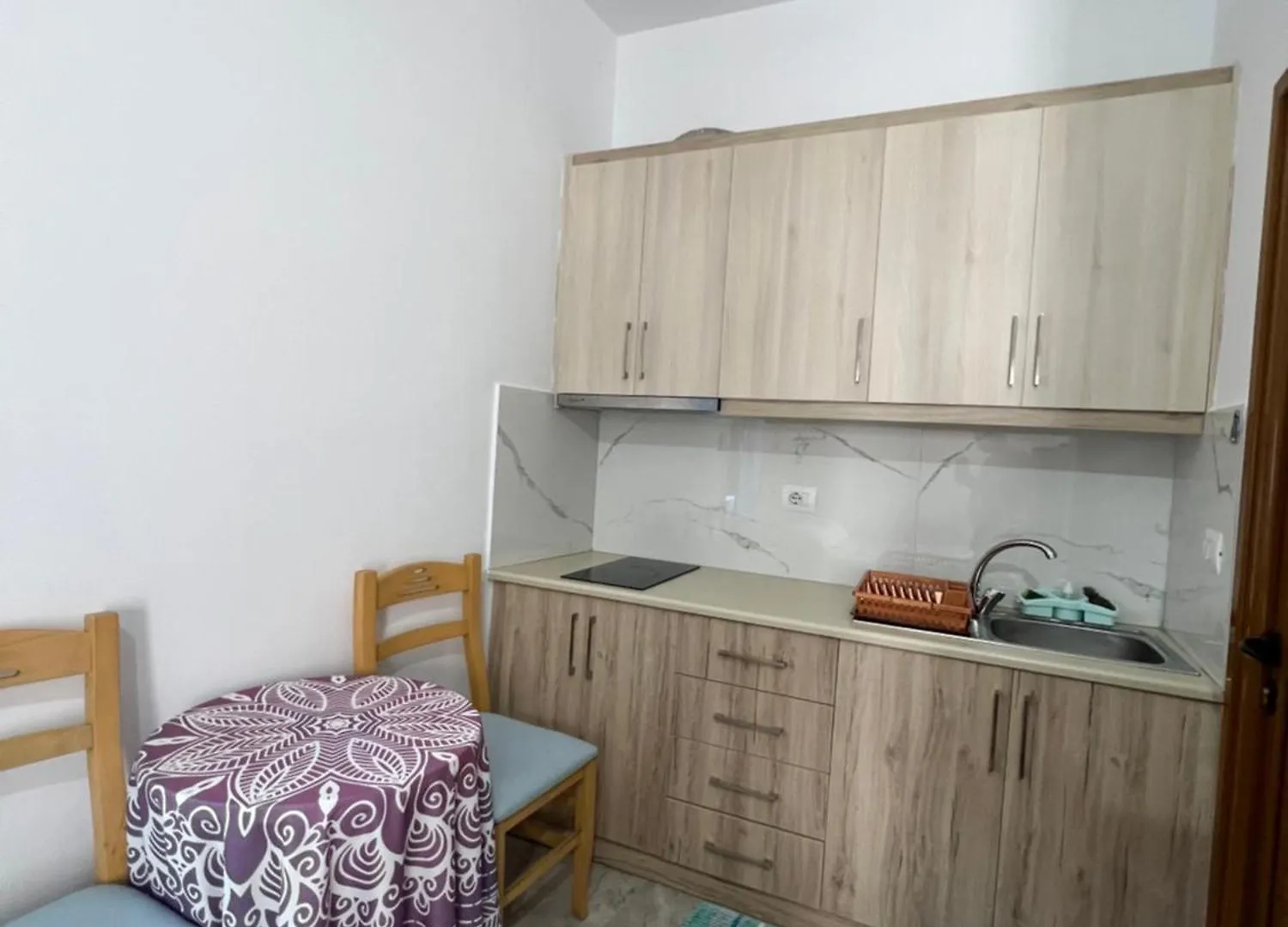 Ensar Aparatament'S Saranda Apartman